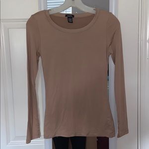 Long sleeve T-shirt